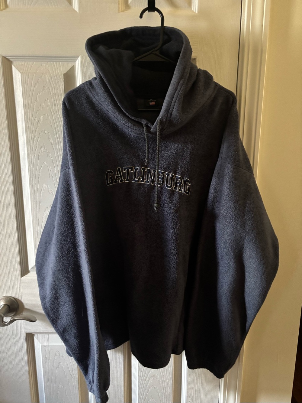 Gatlinburg Navy Pullover Hoodie Sweater - Unbranded